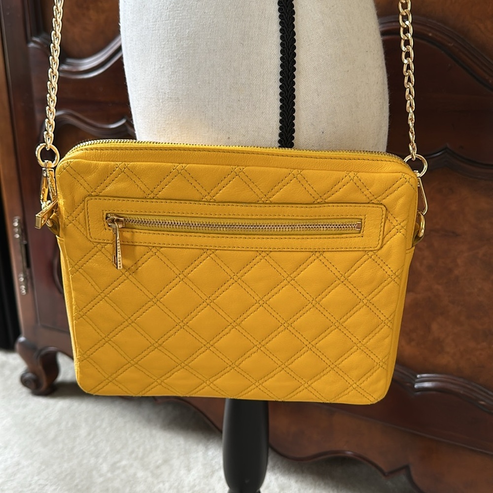 Marc Jacobs Quilted Crossbody - Picture 5 of 17